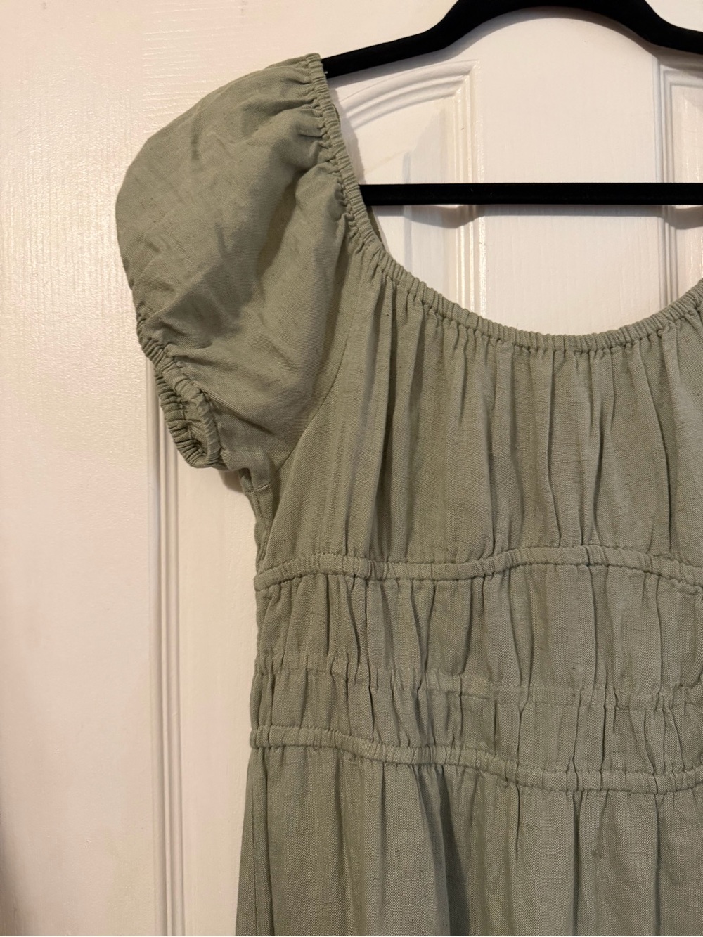 Sage Gathered Waist Midi Dress with Puff Sleeves - Picture 2 of 4